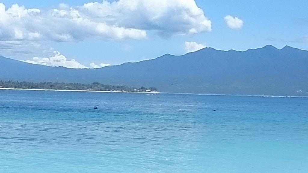 Fantastic Cottages Gili Meno Exterior foto