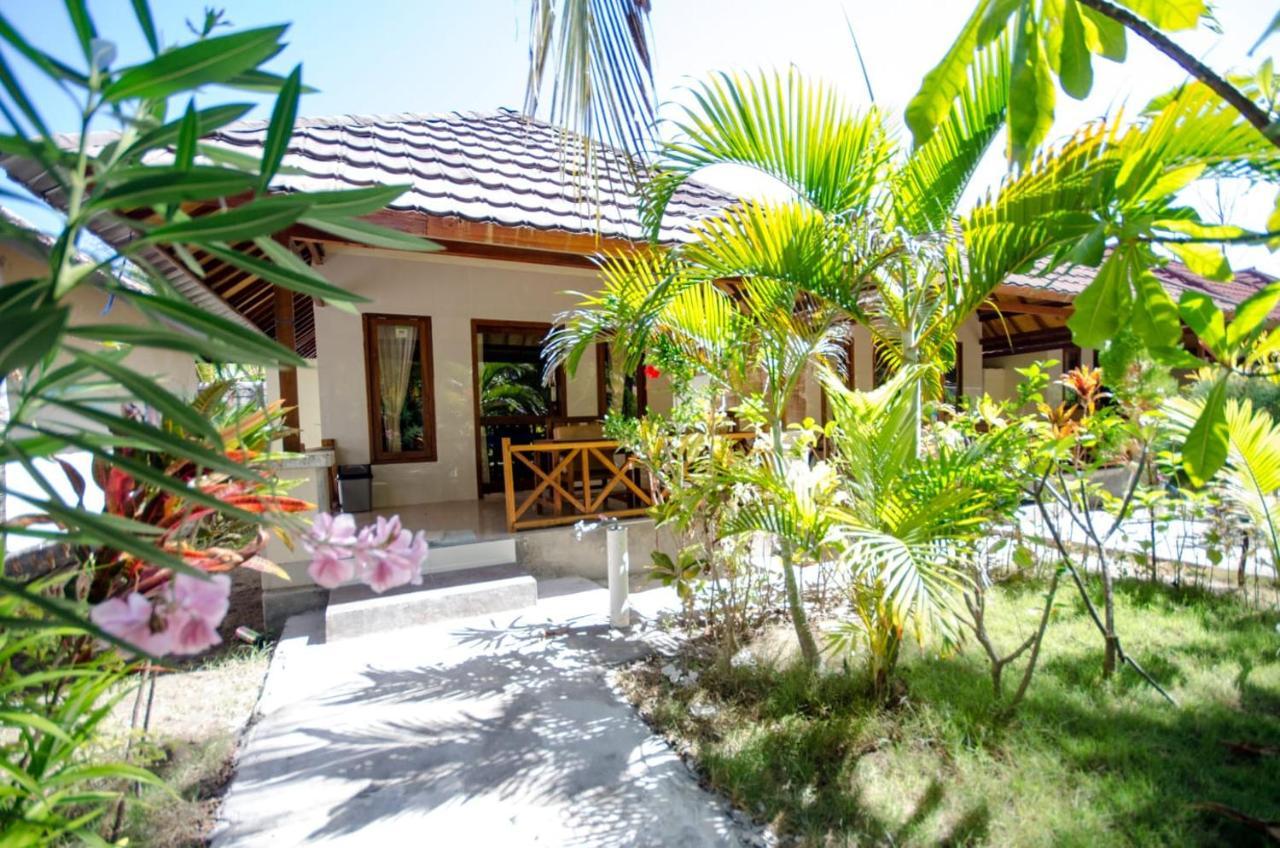 Fantastic Cottages Gili Meno Exterior foto